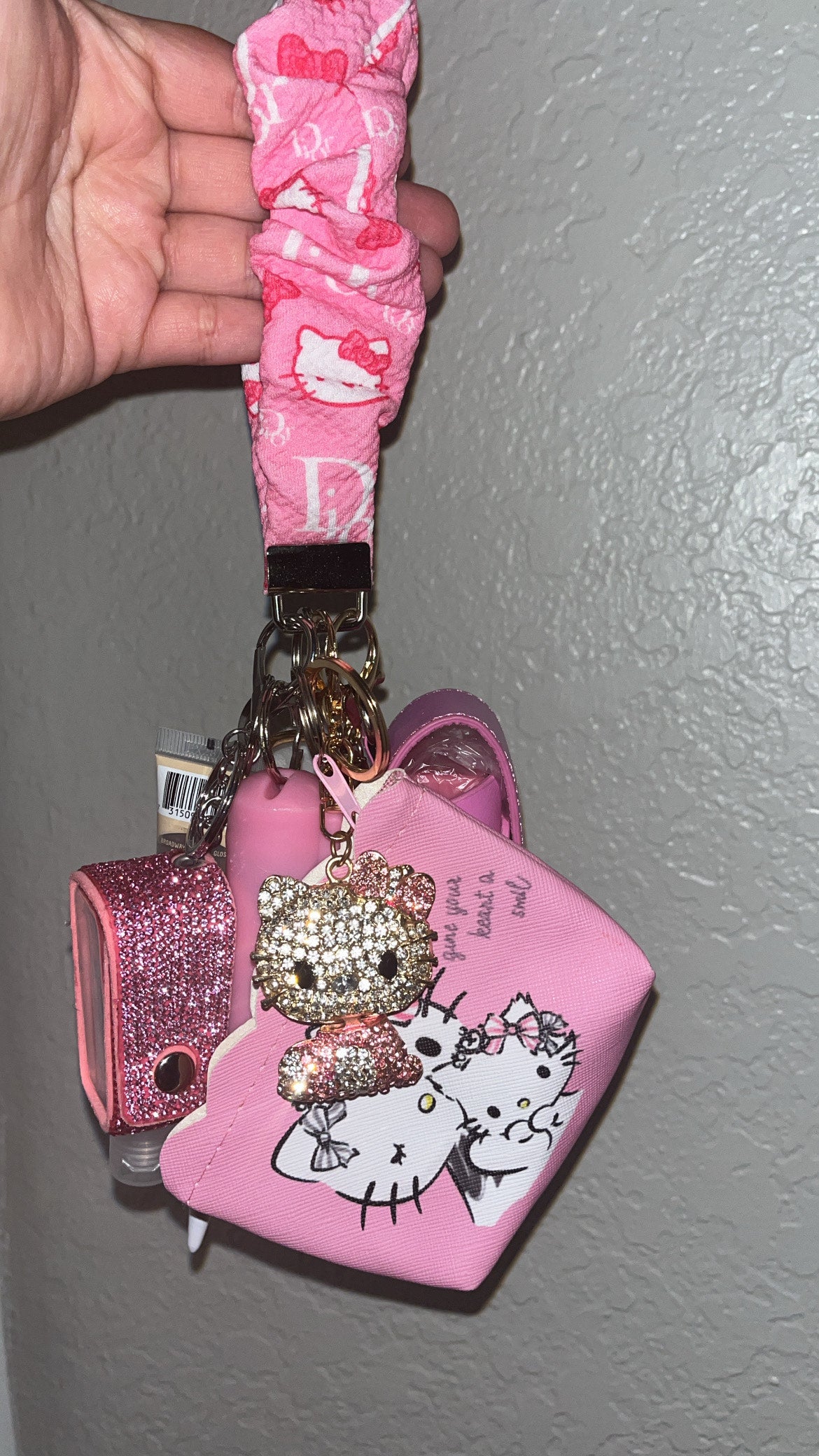 Pink+White Kitty ( Includes 2 free cans )