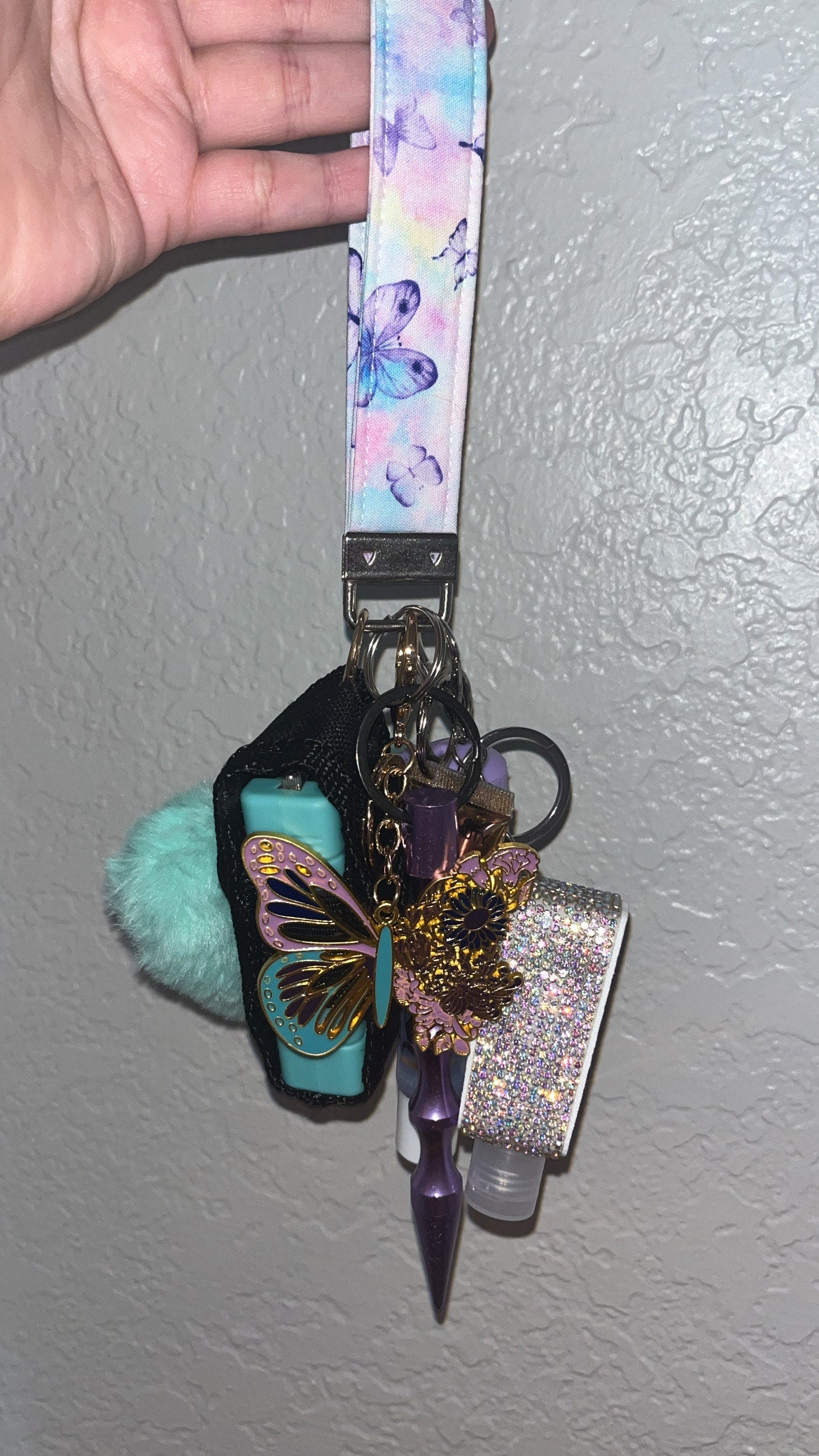 Teal+Purple butterfly ( Includes two free cans )