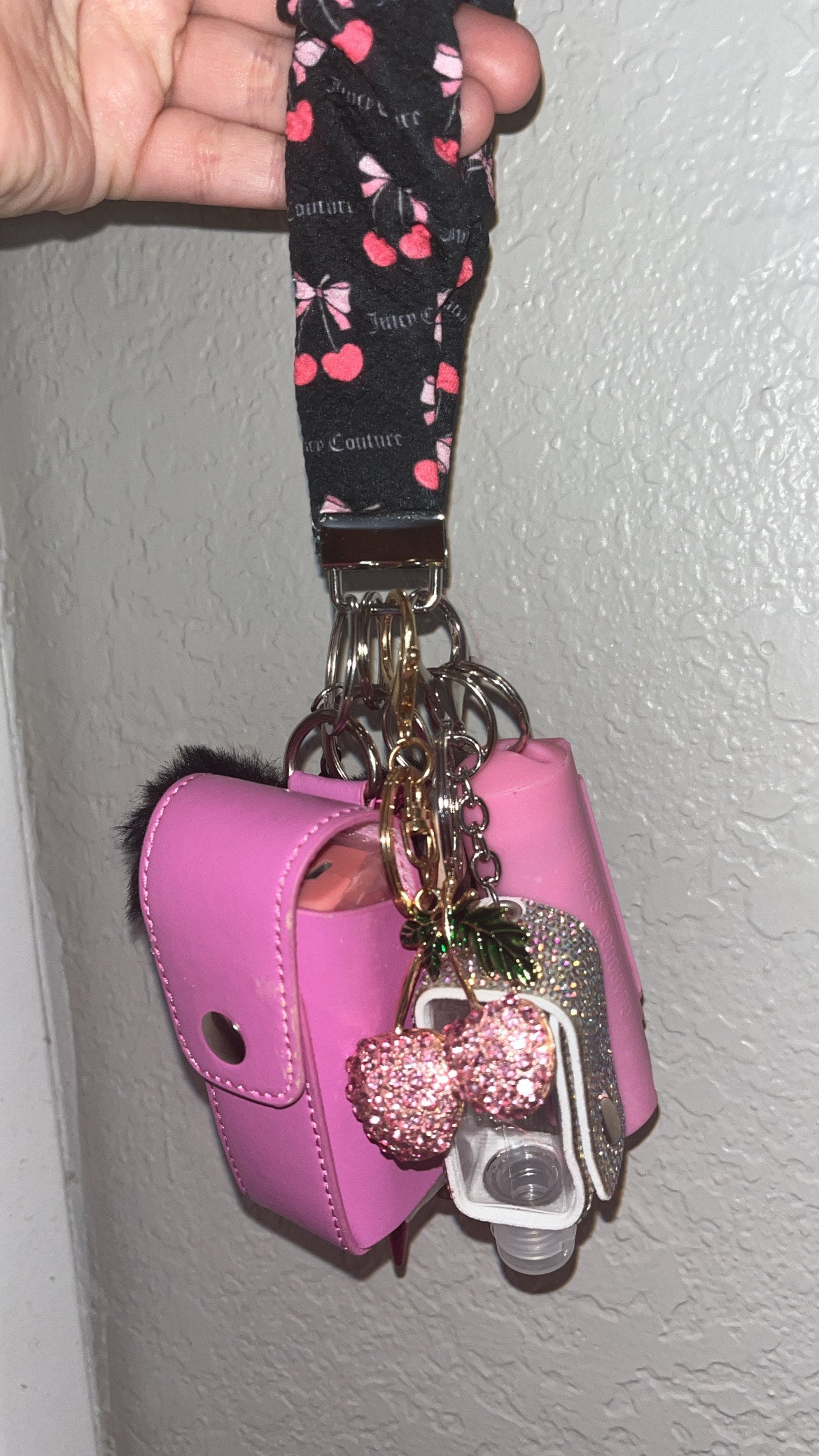 Pink+Black cherries ( Includes 2 free cans )